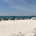 Edgewater Leeward 406, 2 Bedroom, Beach Front, Pool, Sleeps 6