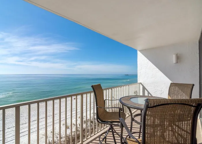 Edgewater Leeward 406, 2 Bedroom, Beach Front, Pool, Sleeps 6
