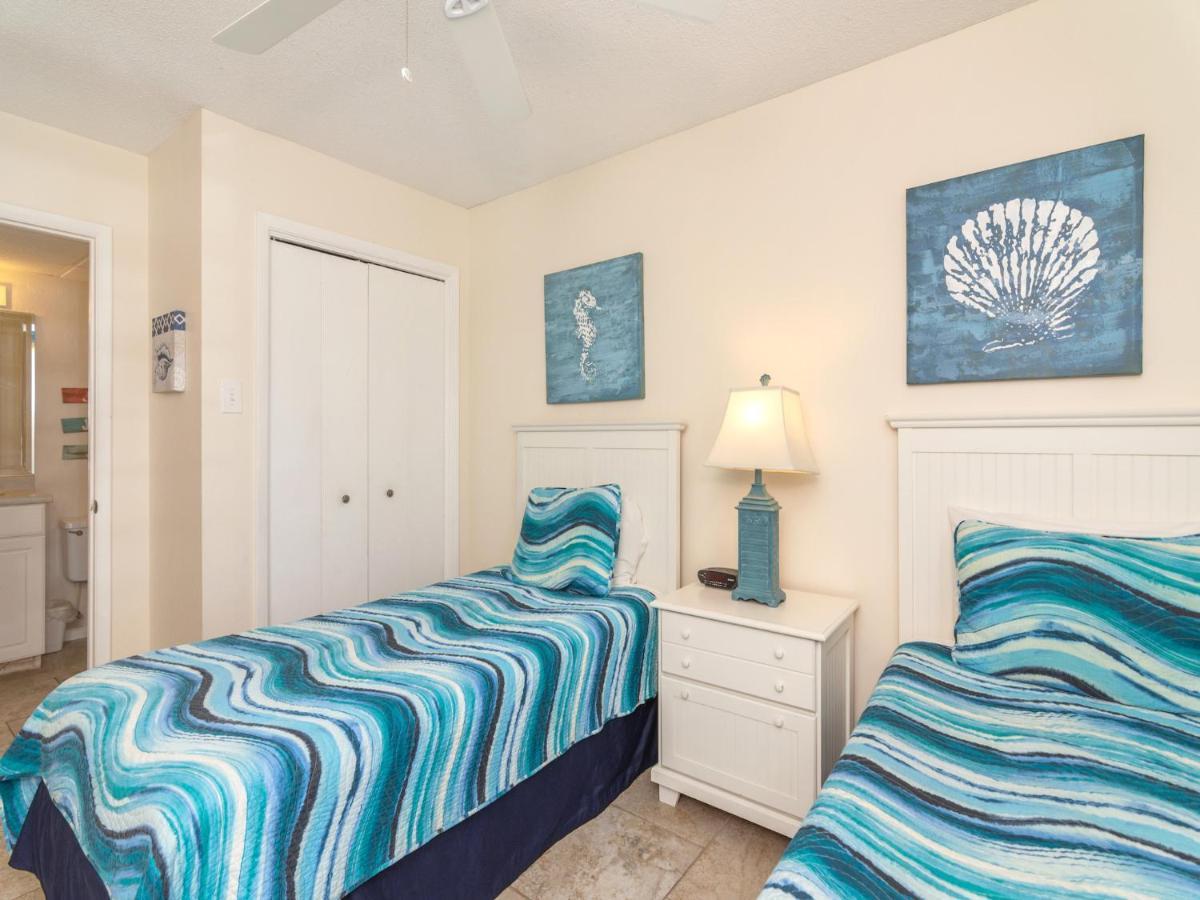 Edgewater Leeward 406, 2 Bedroom, Beach Front, Pool, Sleeps 6 Apartment *